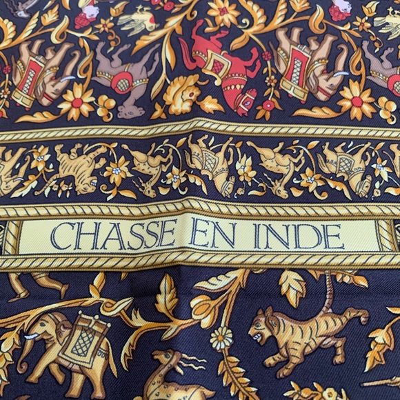 Hermès Scarf 35X35 Chasse en Inde - Picture 2 of 8
